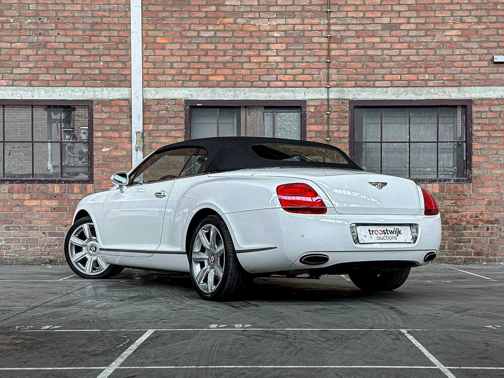 Bentley Continental GTC 6.0 W12 560pk 2007 Youngtimer (87.000 km)