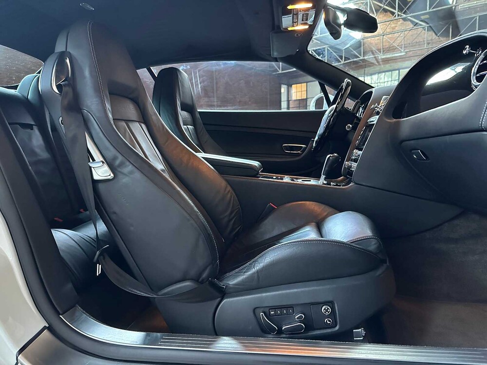 Bentley Continental GTC 6.0 W12 560pk 2007 Youngtimer (87.000 km)