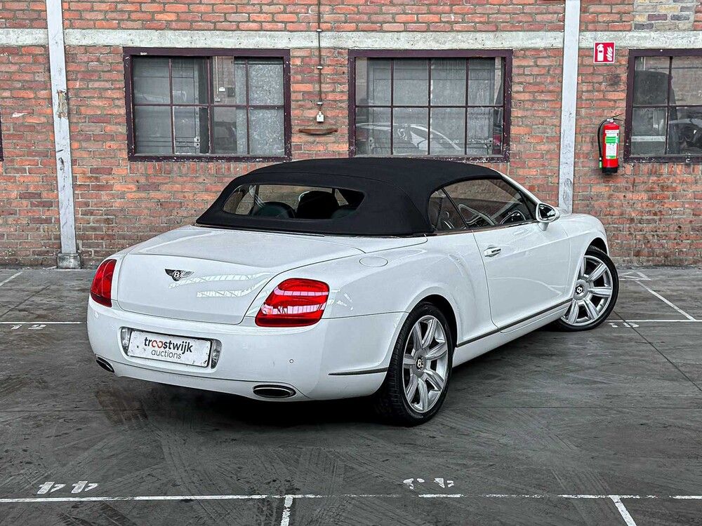 Bentley Continental GTC 6.0 W12 560pk 2007 Youngtimer (87.000 km)