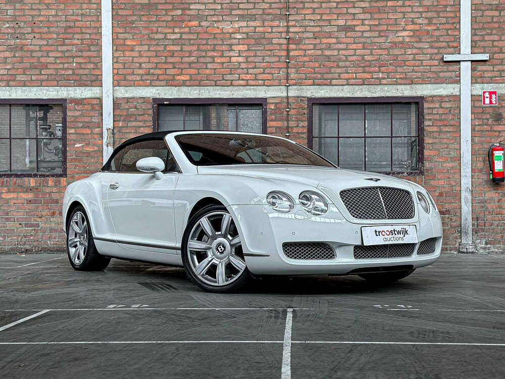 Bentley Continental GTC 6.0 W12 560pk 2007 Youngtimer (87.000 km)