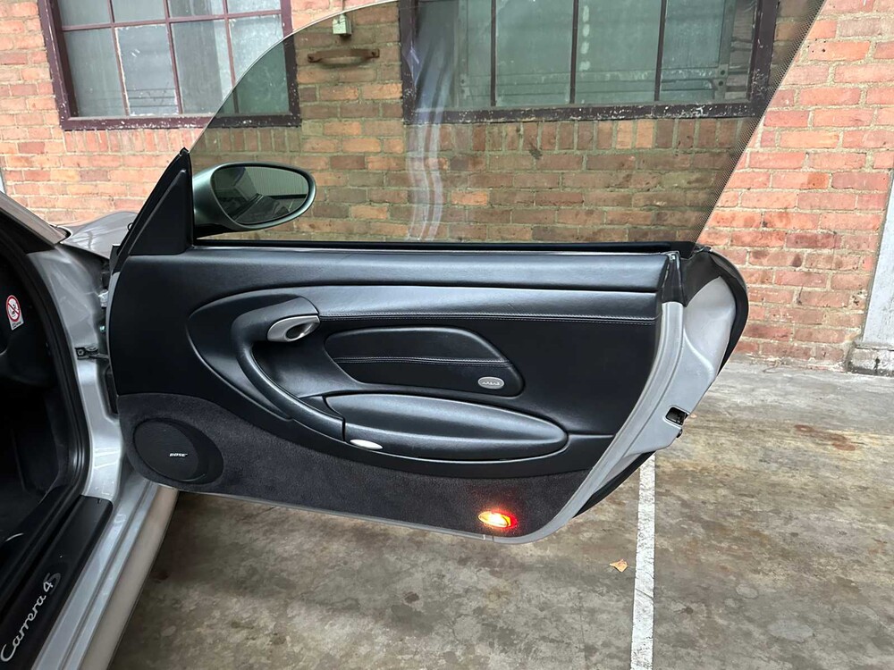 Porsche 911 Carrera 4S 3.6 996 320pk 2002 Youngtimer