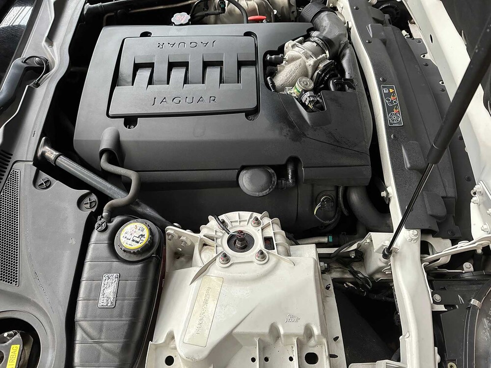 Jaguar XK Coupe 4.2 V8 300pk 2006 Youngtimer (53.000 km)