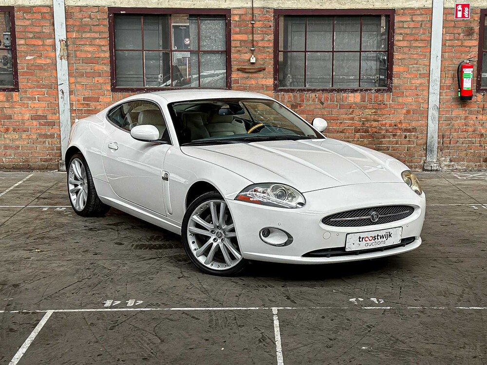 Jaguar XK Coupe 4.2 V8 300pk 2006 Youngtimer (53.000 km)