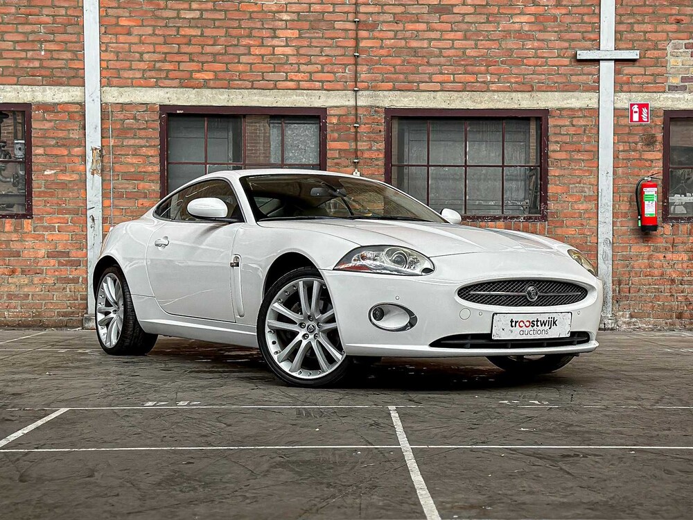 Jaguar XK Coupe 4.2 V8 300pk 2006 Youngtimer (53.000 km)