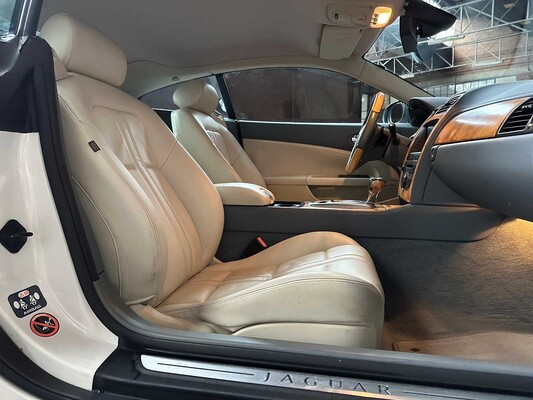 Jaguar XK Coupe 4.2 V8 300pk 2006 Youngtimer (53.000 km)