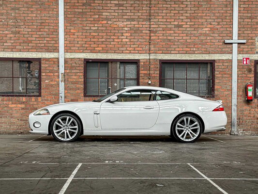 Jaguar XK Coupe 4.2 V8 300pk 2006 Youngtimer (53.000 km)