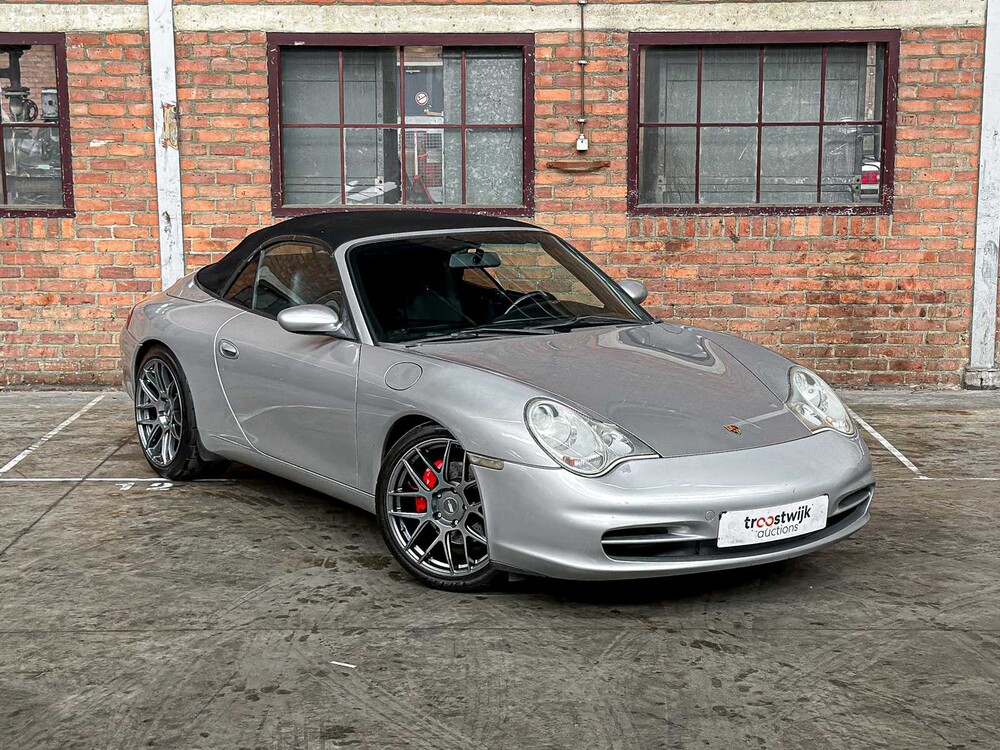 Porsche 911 Cabriolet Carrera 3.6 996 320p 2003 Youngtimer HANDGESCHAKELD
