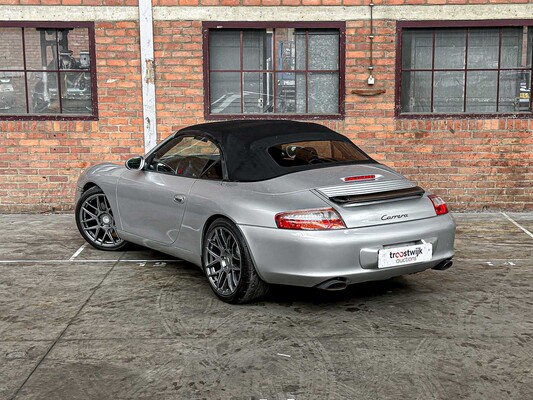 Porsche 911 Cabriolet Carrera 3.6 996 320p 2003 Youngtimer HANDGESCHAKELD