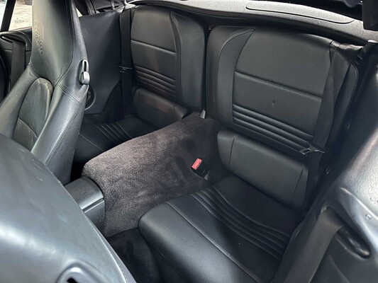 Porsche 911 Cabriolet Carrera 3.6 996 320p 2003 Youngtimer HANDGESCHAKELD