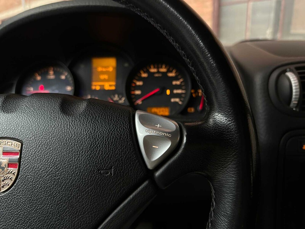 Porsche Cayenne 3.0 D V6 240pk 2009, 82-JDT-1