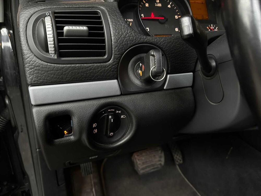 Porsche Cayenne 3.0 D V6 240pk 2009, 82-JDT-1