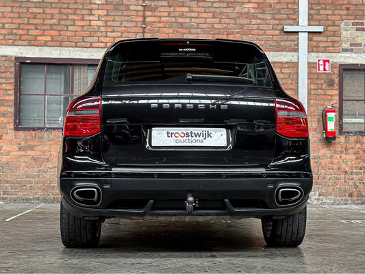 Porsche Cayenne 3.0 D V6 240pk 2009, 82-JDT-1