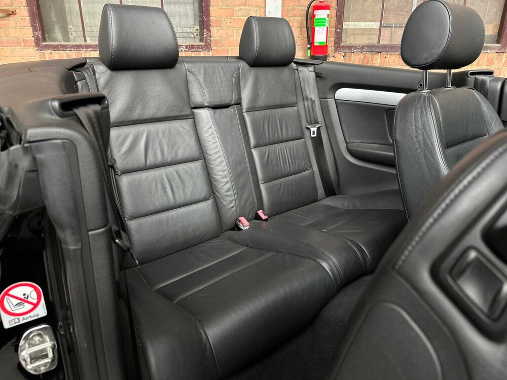 Audi A4 Cabriolet 3.2 FSI V6 Quattro Pro Line 256pk 2006, 70-SR-RL Youngtimer