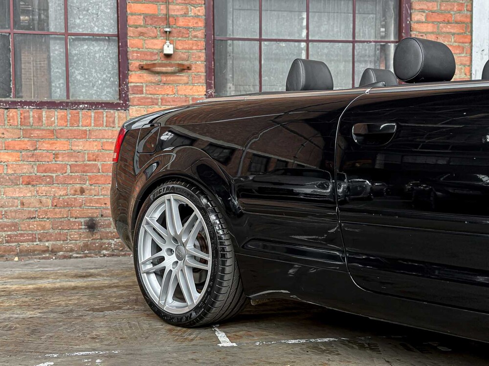 Audi A4 Cabriolet 3.2 FSI V6 Quattro Pro Line 256pk 2006, 70-SR-RL Youngtimer