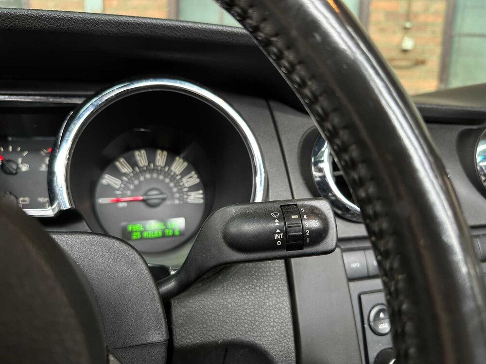 Ford Mustang Cabriolet 4.0 V6 214pk 2005