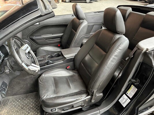 Ford Mustang Cabriolet 4.0 V6 214pk 2005