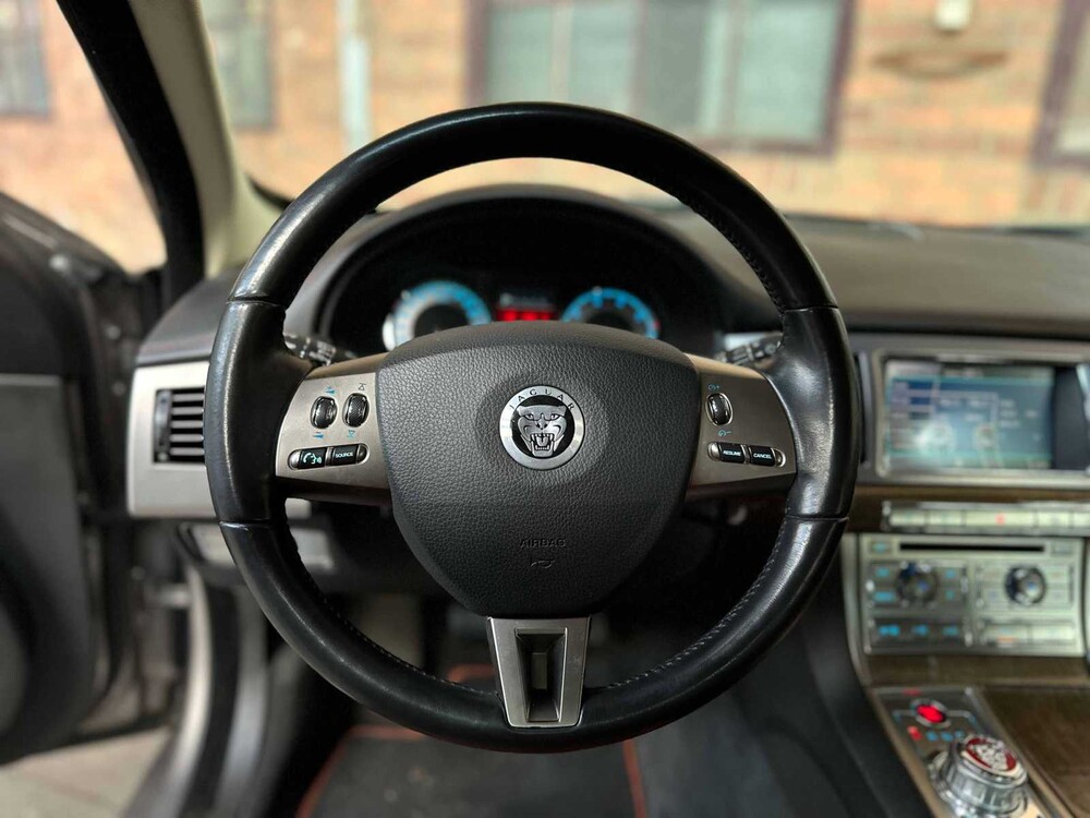 Jaguar XF SV8 4.2 Supercharged 416pk 2008 (Origineel-NL), 31-ZL-GR Youngtimer