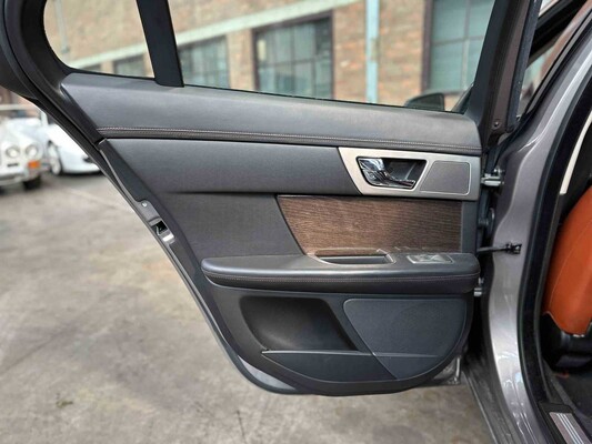 Jaguar XF SV8 4.2 Supercharged 416pk 2008 (Origineel-NL), 31-ZL-GR Youngtimer