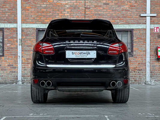Porsche Cayenne Turbo 4.8 V8 493pk 2010