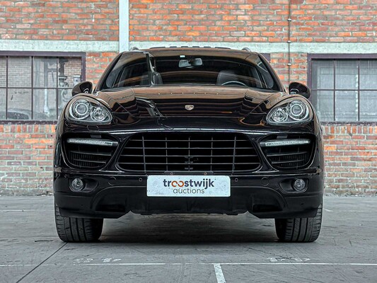 Porsche Cayenne Turbo 4.8 V8 493pk 2010