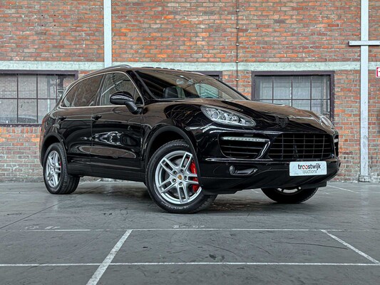 Porsche Cayenne Turbo 4.8 V8 493pk 2010