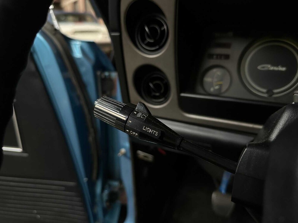 Toyota Carina 1.6 de Luxe 75pk 1976, 51-ME-99