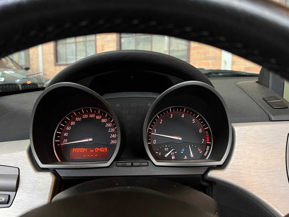 BMW Z4 Roadster 3.0i S 231pk 2004 (Hardtop + Softtop), 36-NV-HZ Youngtimer