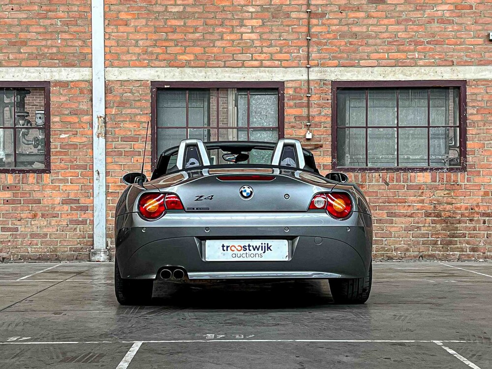 BMW Z4 Roadster 3.0i S 231pk 2004 (Hardtop + Softtop), 36-NV-HZ Youngtimer