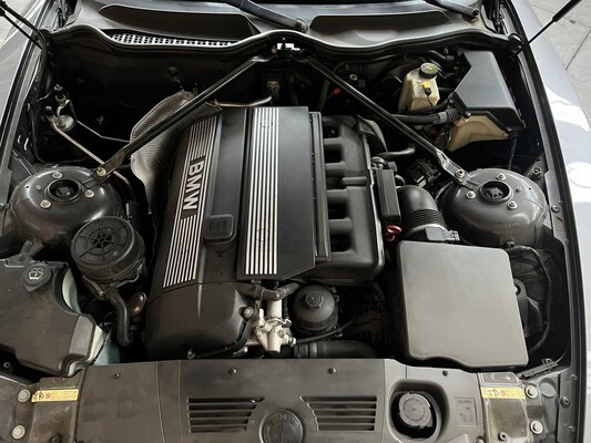 BMW Z4 Roadster 3.0i S 231pk 2004 (Hardtop + Softtop), 36-NV-HZ Youngtimer