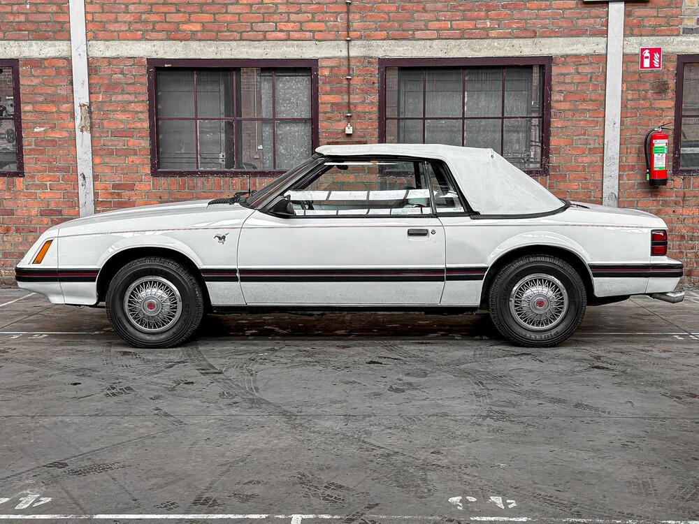 Ford Mustang Cabriolet 112pk 1983, HF-JR-24