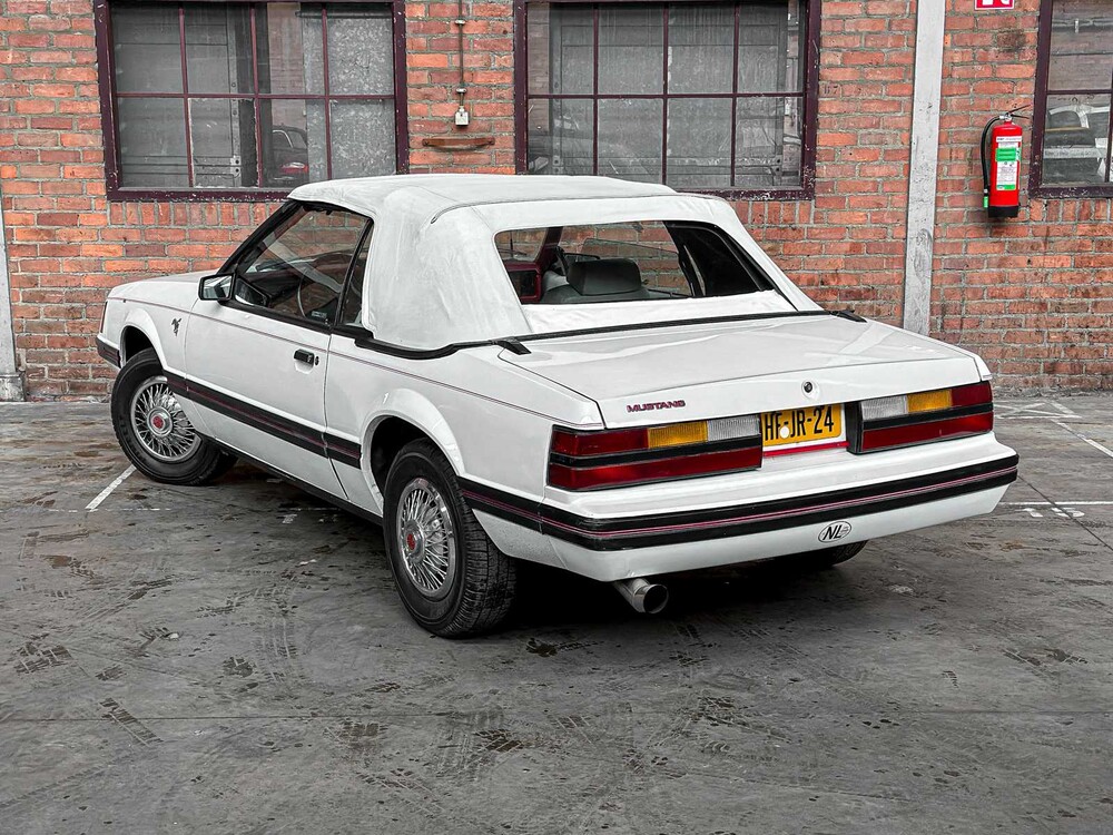 Ford Mustang Cabriolet 112pk 1983, HF-JR-24
