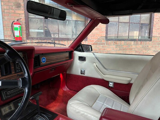 Ford Mustang Cabriolet 112pk 1983, HF-JR-24