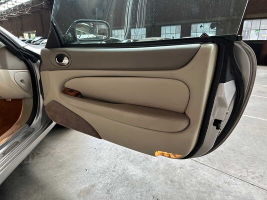 Jaguar XKR 4.0 V8 Convertible  363pk 2001 (LPG) , N-457-KK Youngtimer