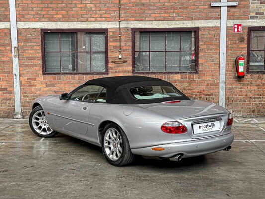Jaguar XKR 4.0 V8 Convertible  363pk 2001 (LPG) , N-457-KK Youngtimer