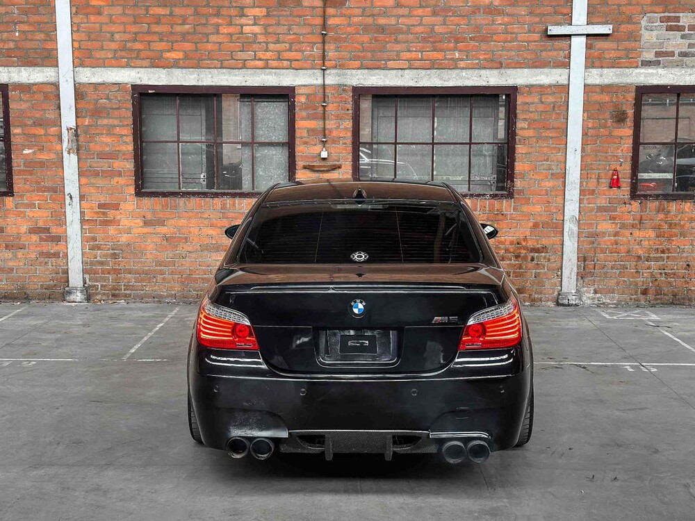 BMW M5 5.0 V10 E60 500pk 2008 5-serie Yountimer