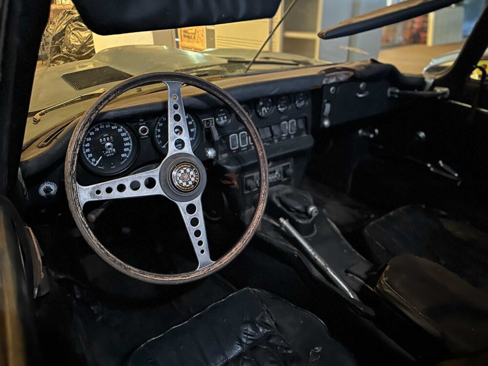 Jaguar E-Type XKE Cabriolet 4.2 6-cilinder in lijn Serie 1½ 1968 Roadster