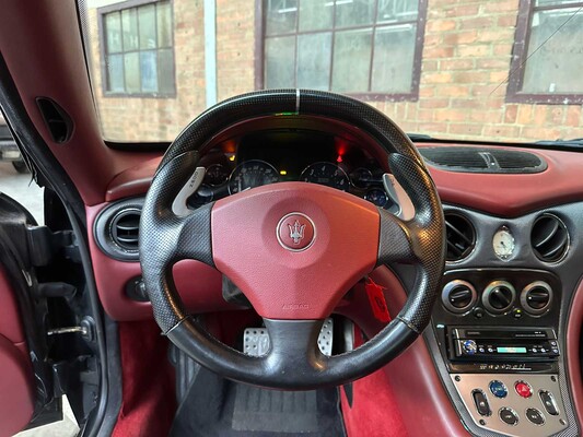 Maserati GranSport Coupe 4.2 V8 400pk 2006 -Youngtimer-