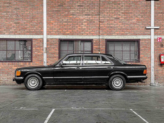 Mercedes-Benz 280 SEL