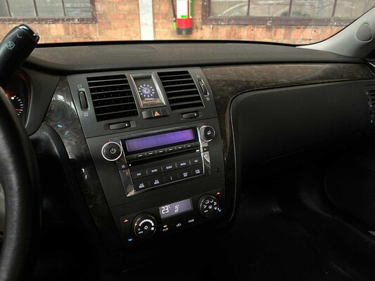 Cadillac Six Door Limousine Superior 6-Deurs 2010 Volgauto