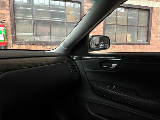 Cadillac Six Door Limousine Superior 6-Deurs 2010 Volgauto