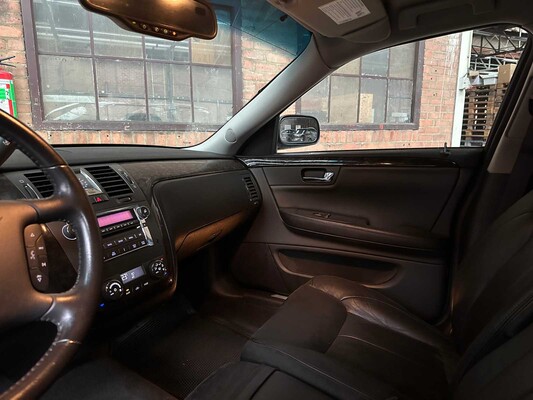 Cadillac Six Door Limousine Superior 6-Deurs 2010 Volgauto