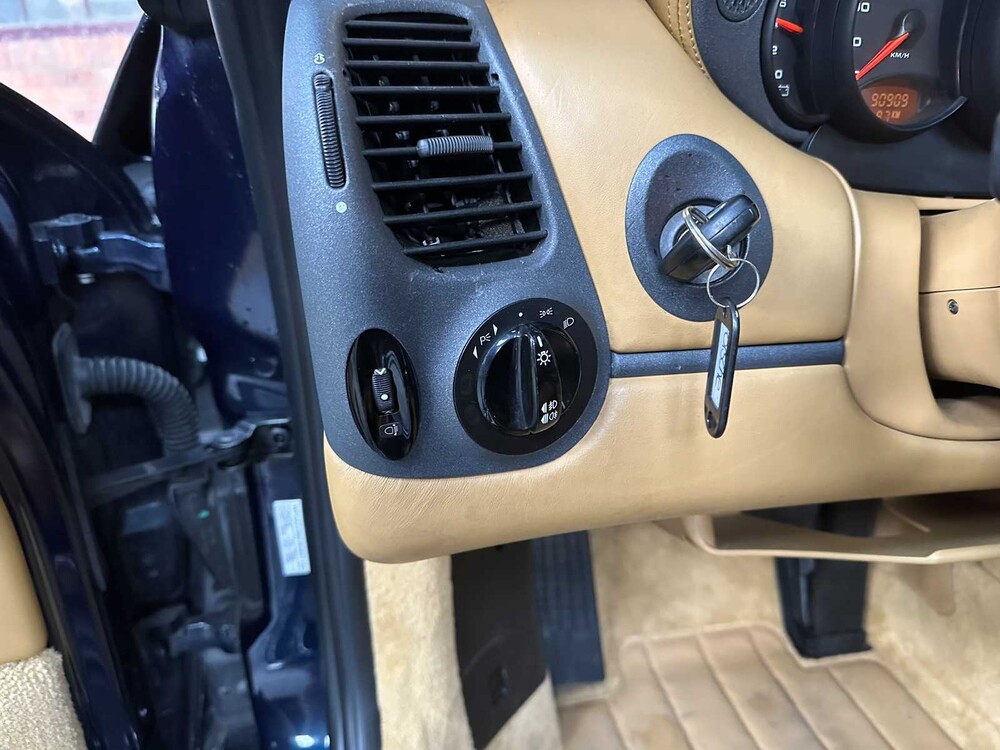 Porsche 911 Carrera 3.4 996 Coupé 300pk 1998, HHZ-60-D