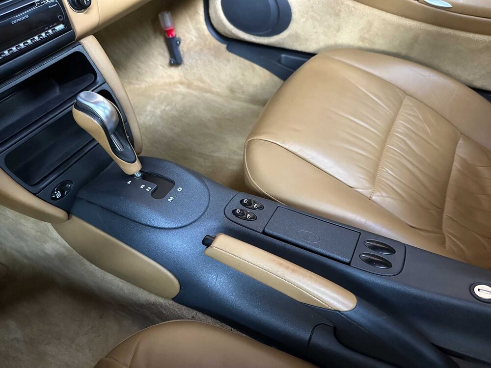 Porsche 911 Carrera 3.4 996 Coupé 300pk 1998, HHZ-60-D