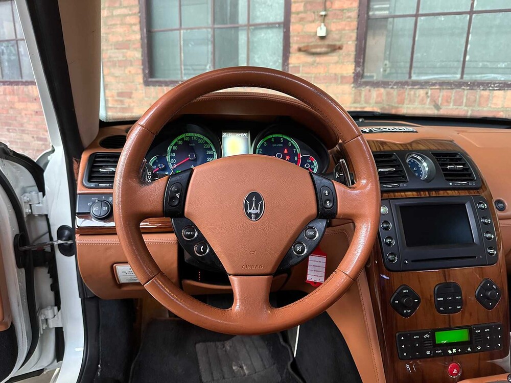 Maserati Quattroporte 4.2 V8 400pk 2005 Youngtimer