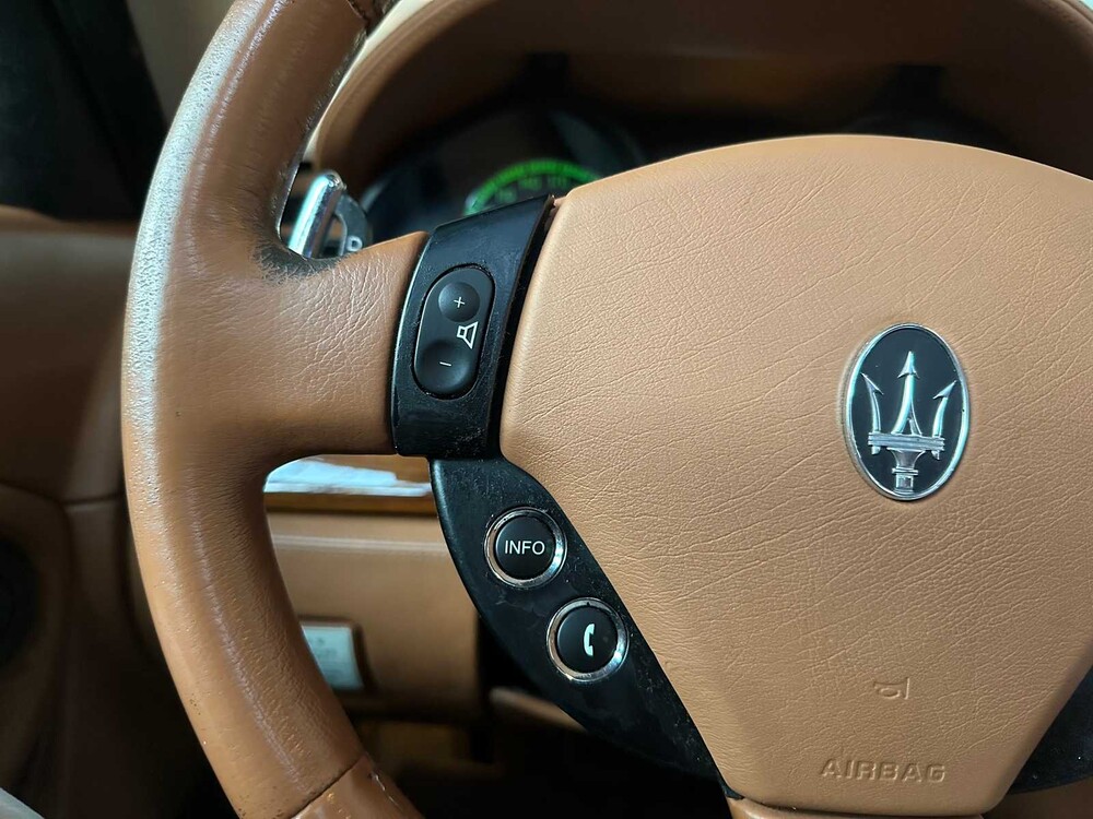 Maserati Quattroporte 4.2 V8 400pk 2005 Youngtimer