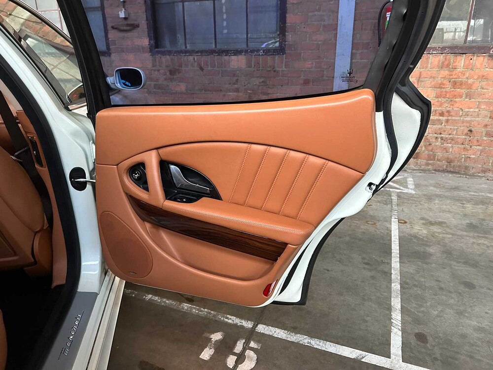 Maserati Quattroporte 4.2 V8 400pk 2005 Youngtimer