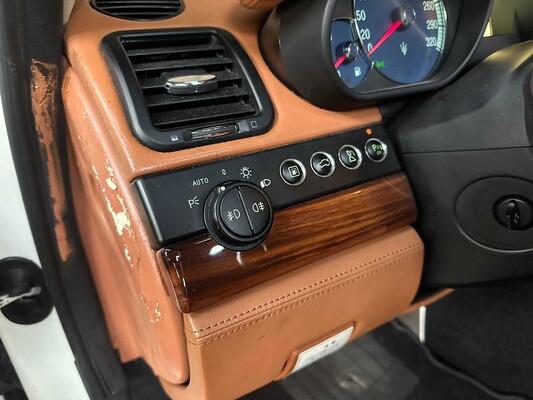 Maserati Quattroporte 4.2 V8 400pk 2005 Youngtimer