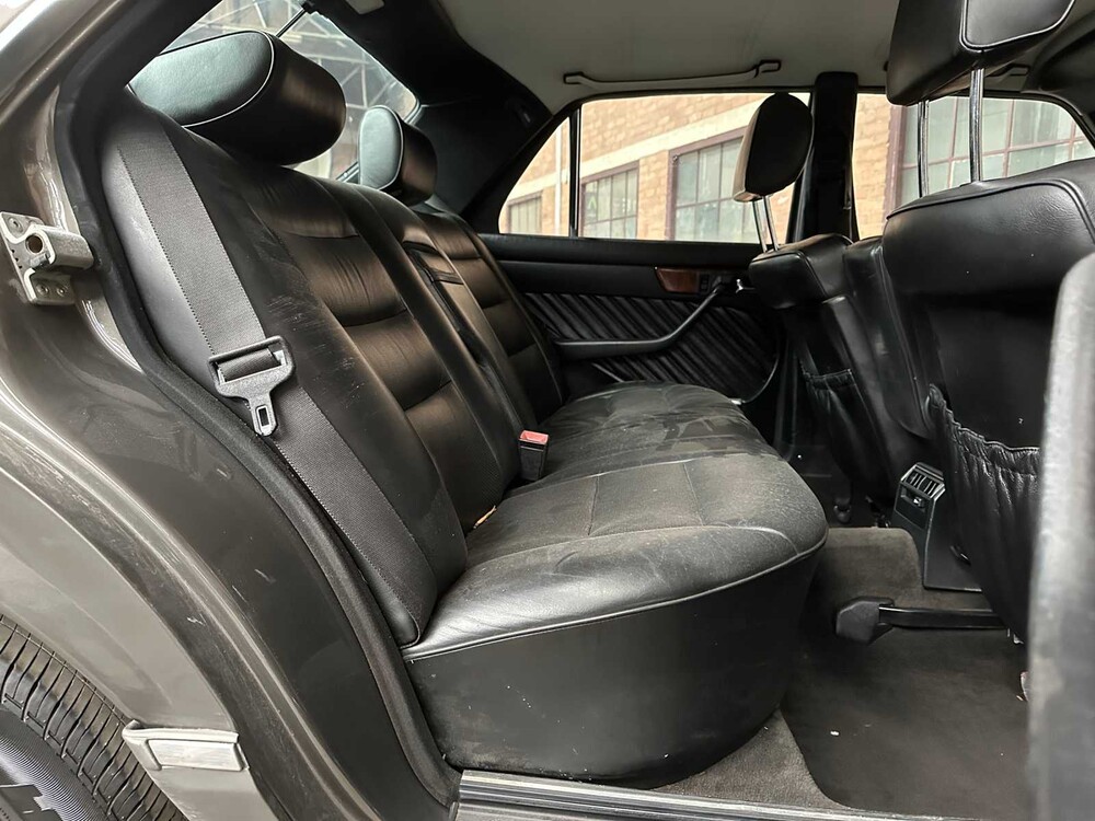 Mercedes-Benz S380 3.8 V8 204pk 1982 S-Klasse