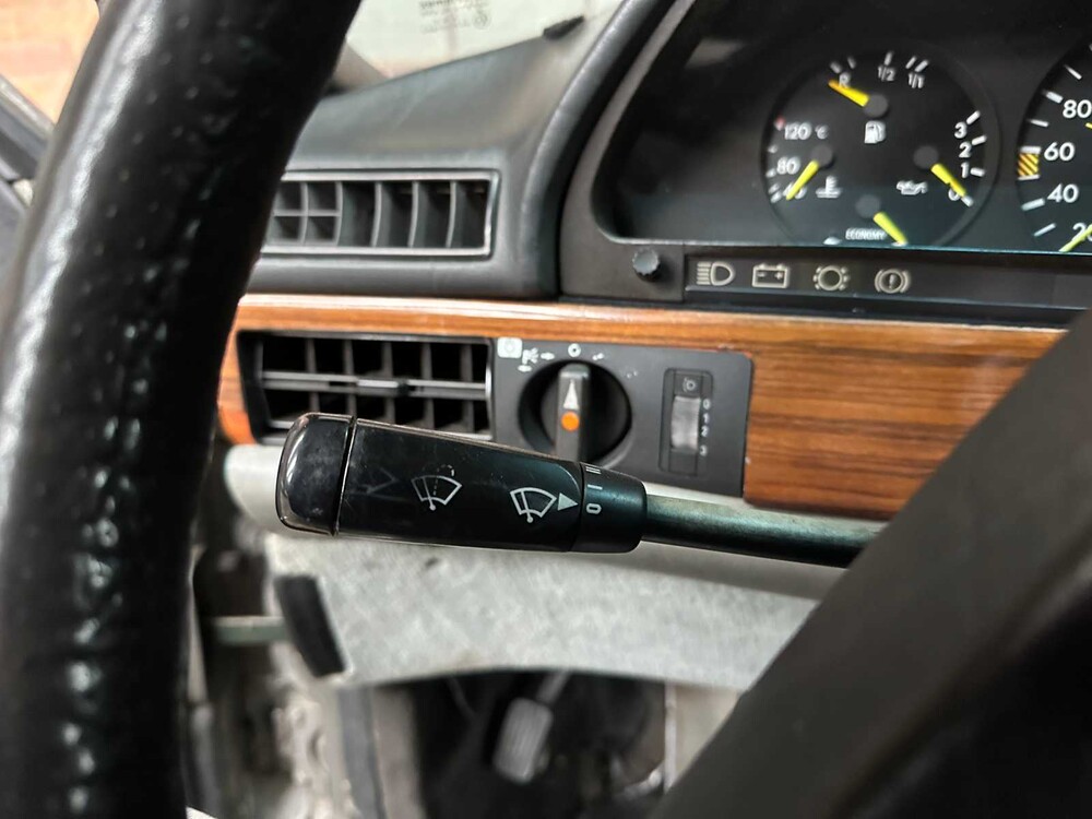 Mercedes-Benz S380 3.8 V8 204pk 1982 S-Klasse