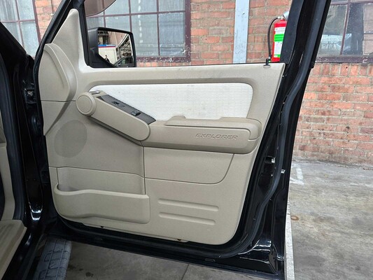 Ford Explorer Sport Trac Pick-up 4.0 V6 210pk 2007 Yountimer